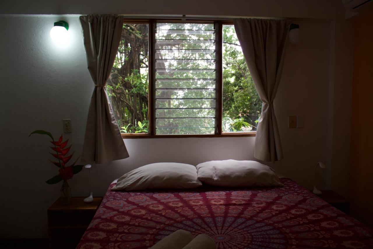 Hostel Tajalin Montezuma Exterior photo
